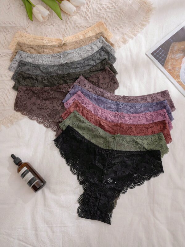 Multicolored Lace Shell Edge Triangle Panties