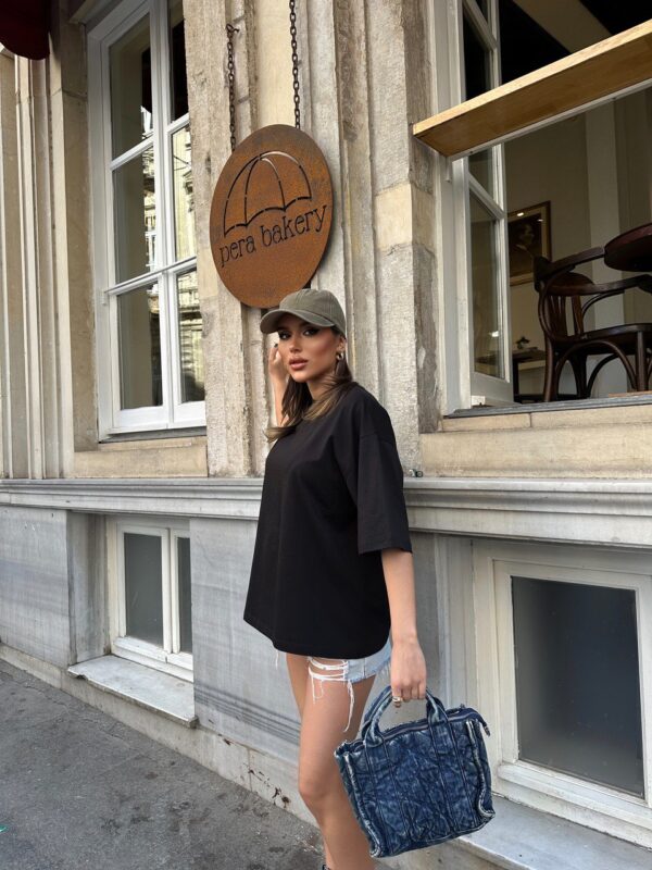 Oversized Back Detailed Shirt