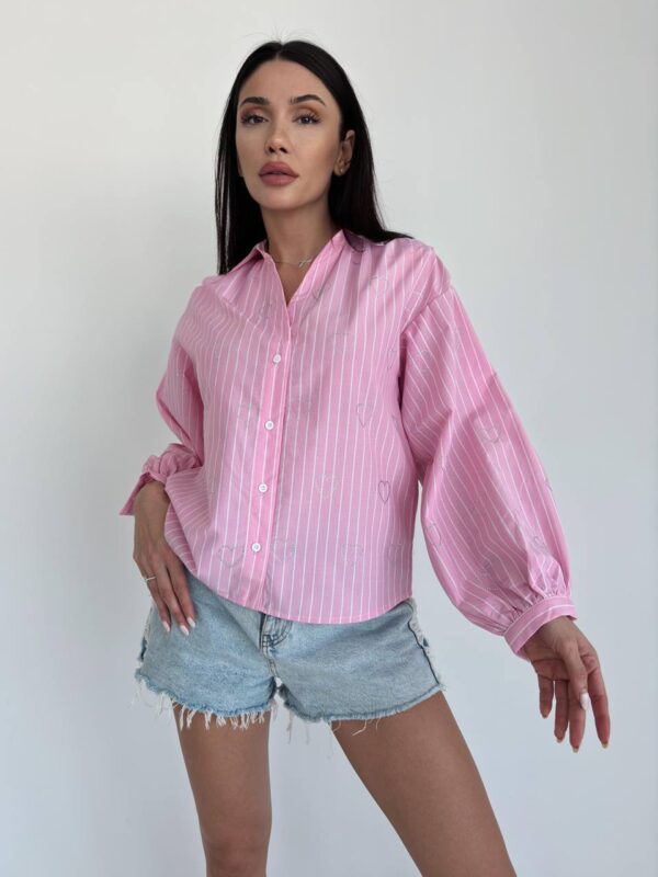 heart pattern striped shirt