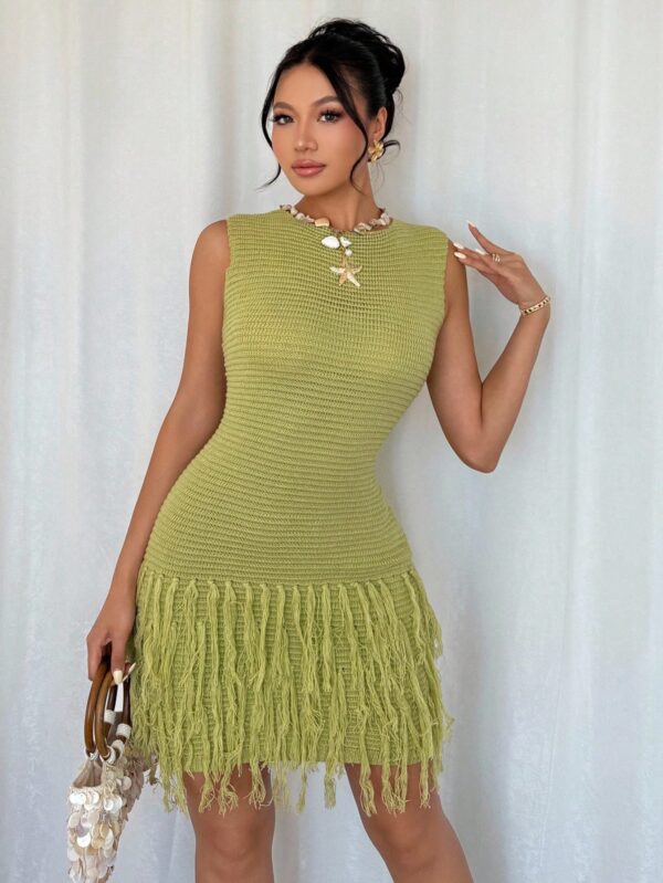 Neck Fringed Knit Texture Sleeveless Fitted Waist Curve Sweater Dress
