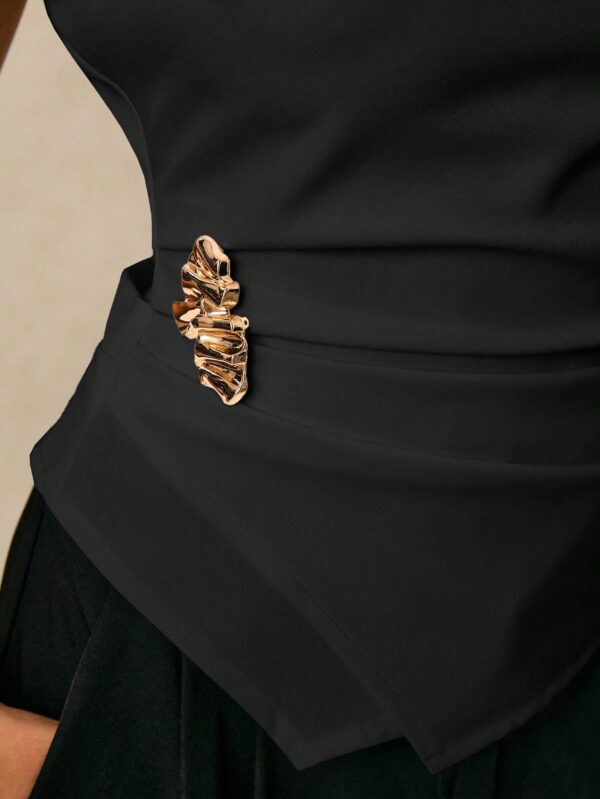 Elegant Commuter Metal Decor Waist Top