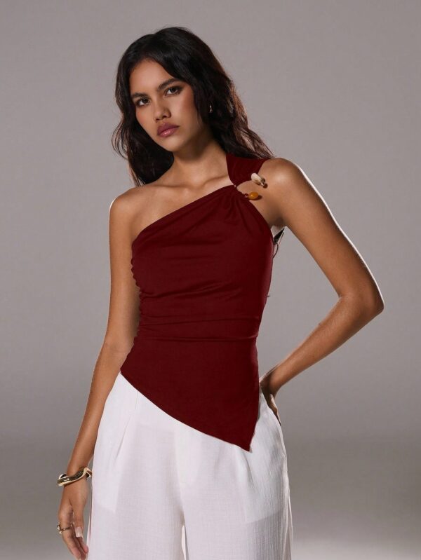 Elegant Oblique Shoulder Hem Top