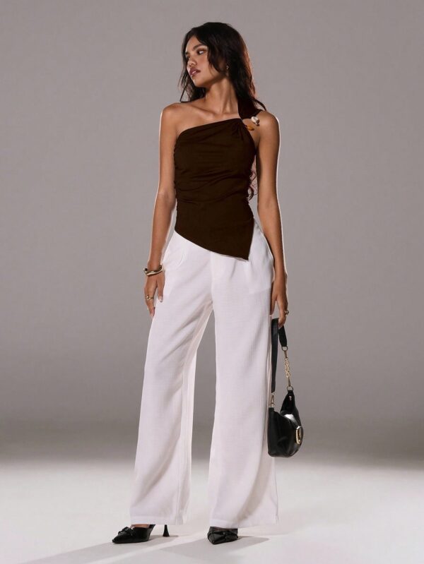 Elegant Oblique Shoulder Hem Top