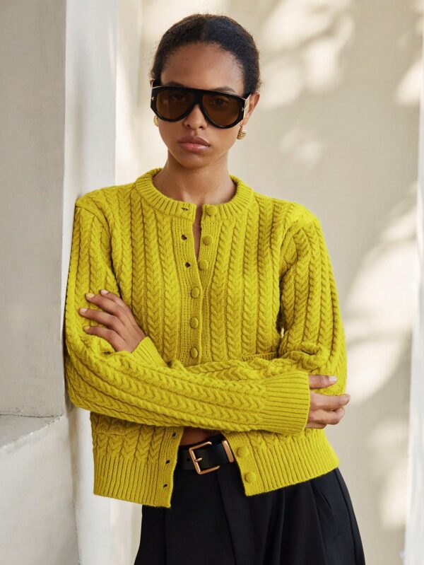 Knit Long Sleeve Round Neck Minimalist Cardigan