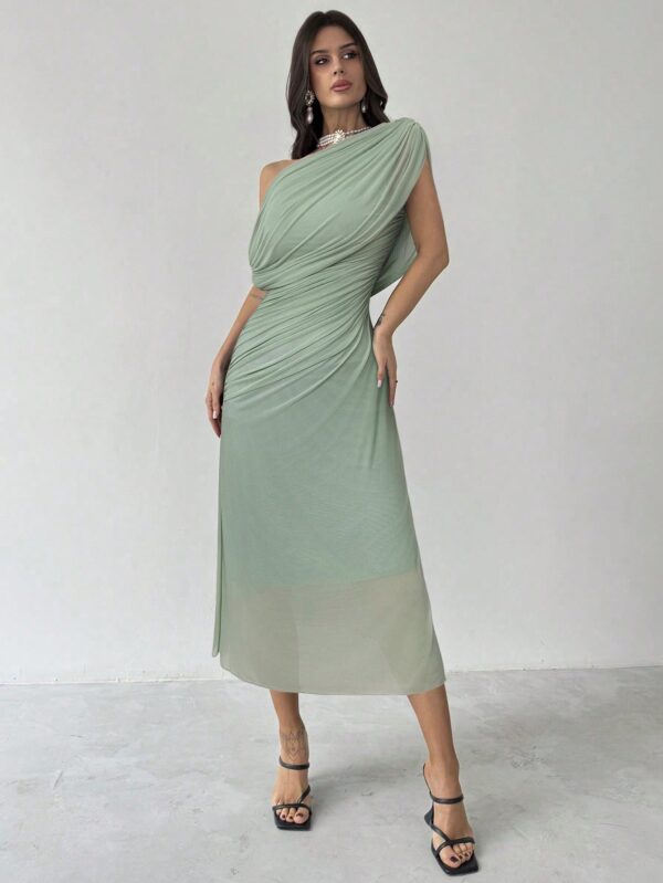 Asymmetrical Shoulder Short Sleeve Waist Knit Dress