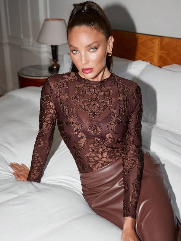 Crew Neck Long Sleeve Top