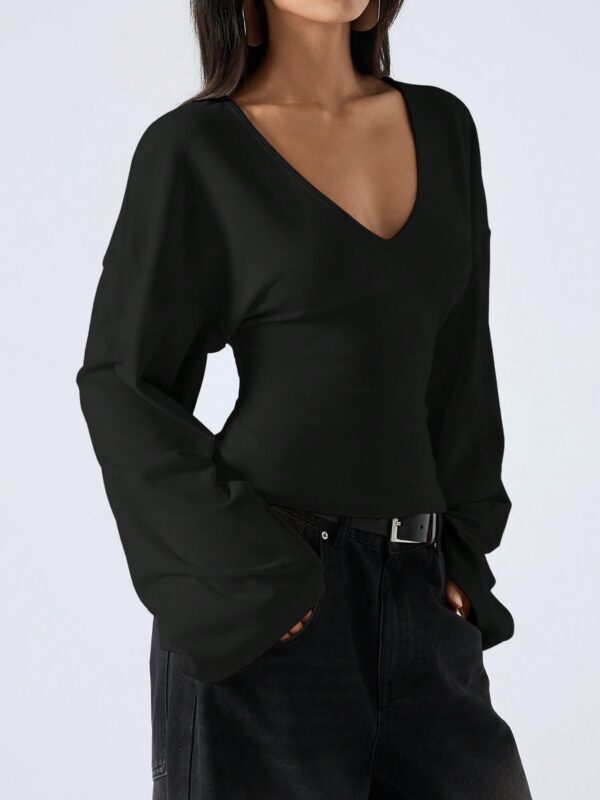 V-Neck Flare Sleeve Cropped Top