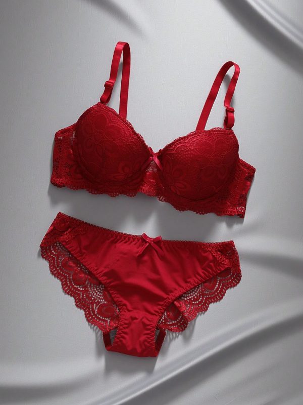 Floral Lace Underwire Bra & Panty Lingerie Set